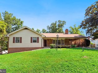 8803 Tuckerman Ln, Rockville, MD 20854