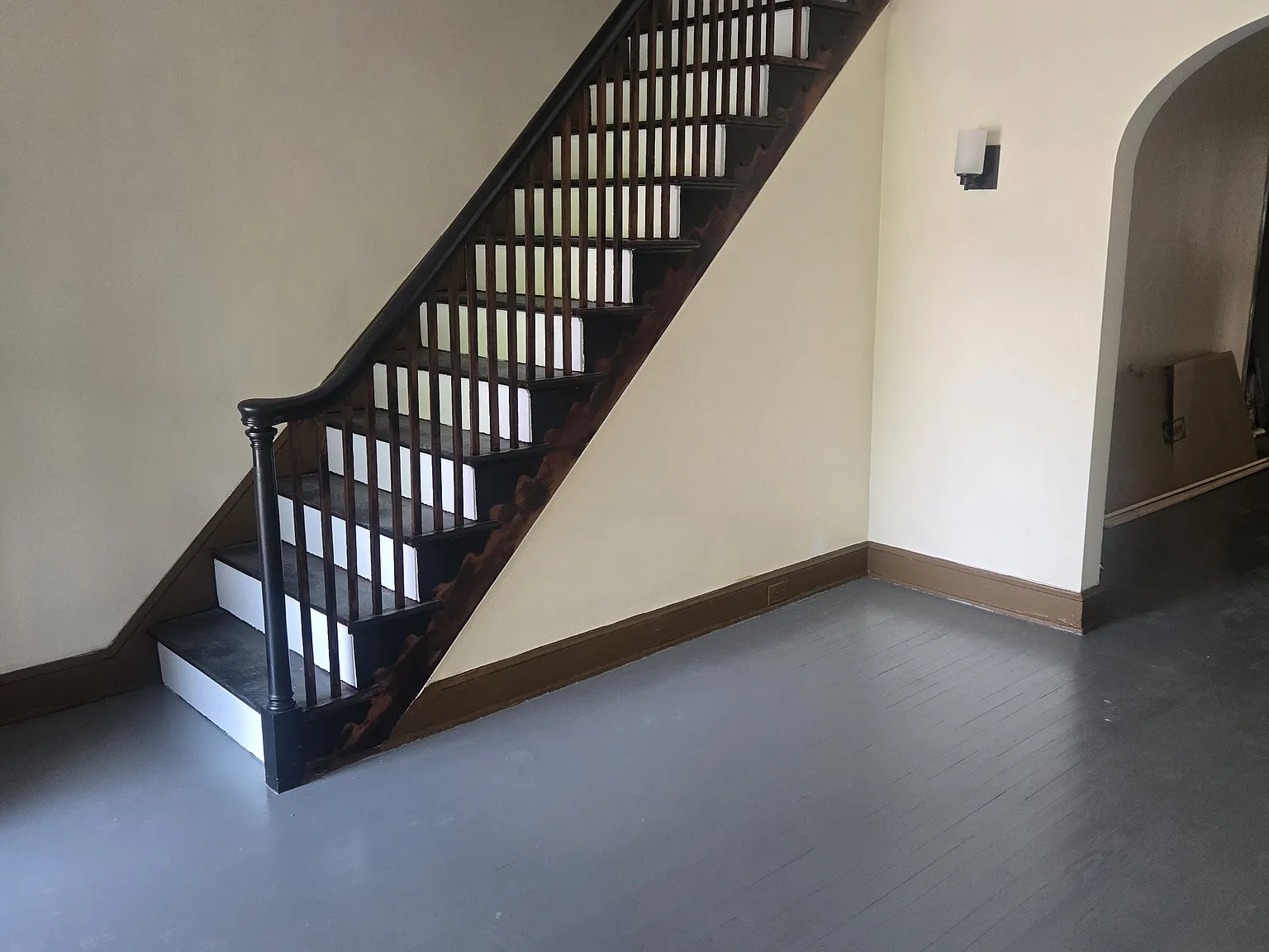 3 bed, 1700 sqft, $1,700 — Photo 3