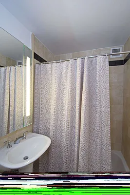 Rented by City Connections Realty | media 18