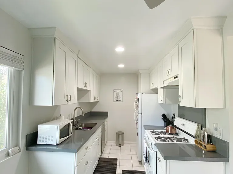 660 S Glassell St #94 — Photo 2