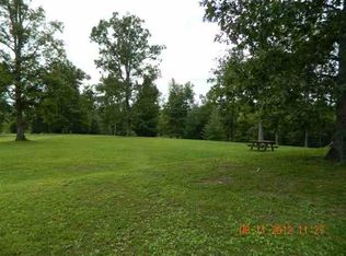 809 Wolf Rd, Olive Hill, KY 41164