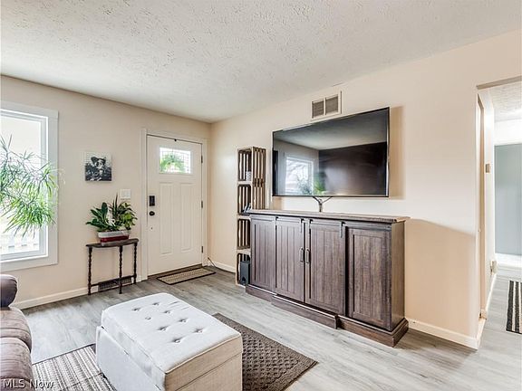 2nd image of 2564 Progress Park Dr