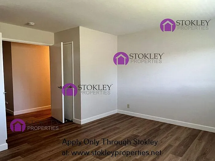 4045 Rhoda Way — Photo 16