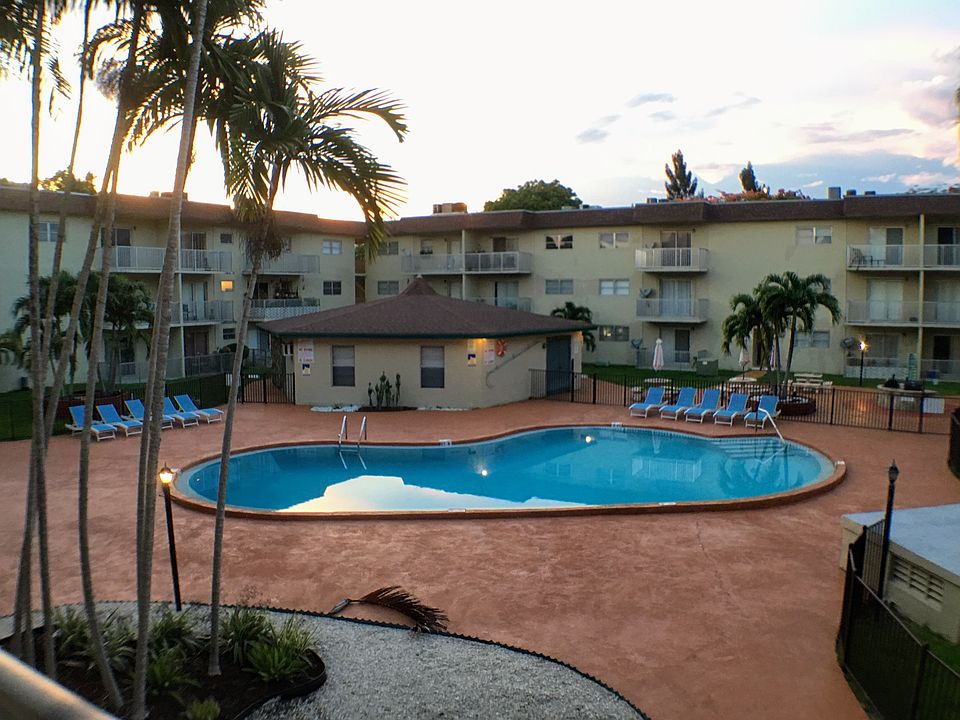 1st image of 7505 SW 82nd St APT 214