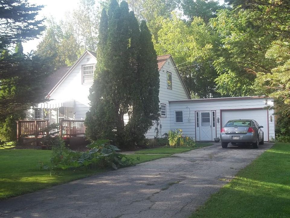 1st image of W230 Angelica St