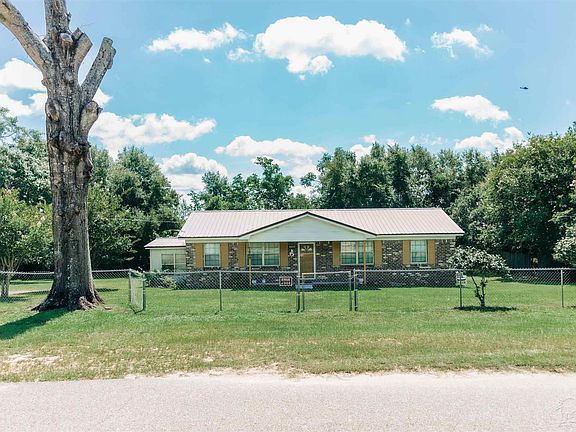 3rd image of 7569 Pine Meadows Loop