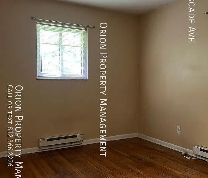 1021 W Cascade Ave — Photo 4