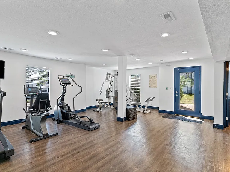 Coventry Park KC Apartments LLC - Condos — Photo 16