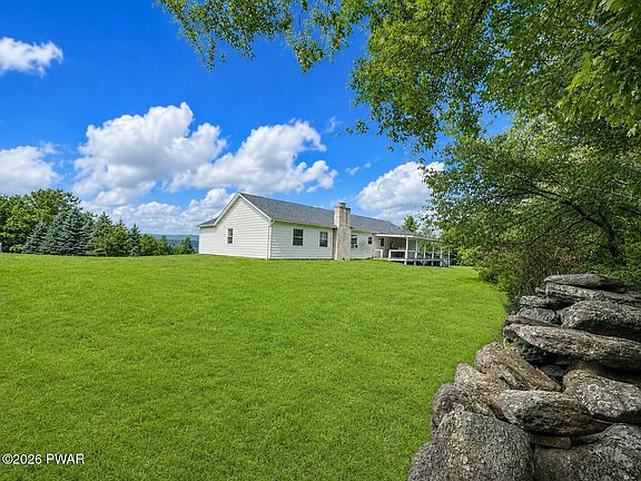 3rd image of 130 Alden Rd