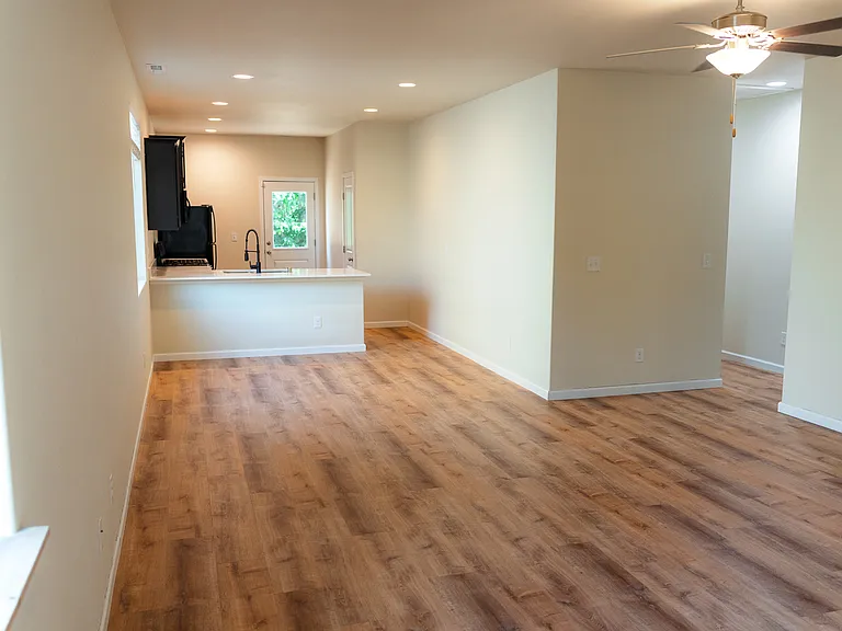 32824 Marguerite Ln — Photo 10