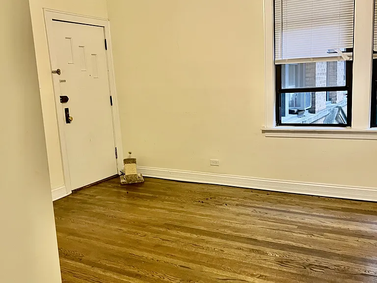 3410 W Carmen Ave #1A — Photo 7