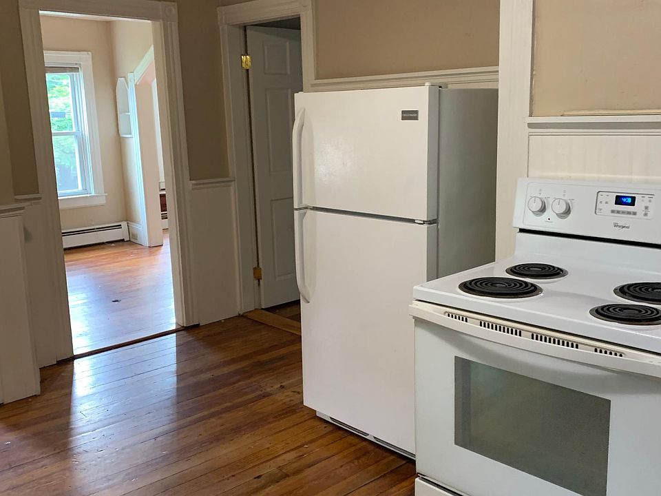 1st image of 1516 Douglas Ave #2