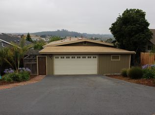 243 Larchmont Dr, Arroyo Grande, CA 93420