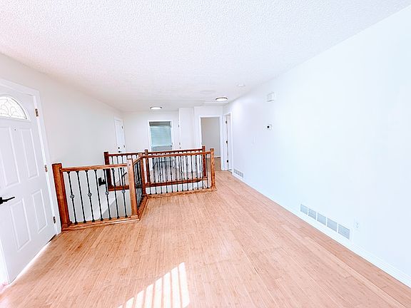 Livingroom 
main level