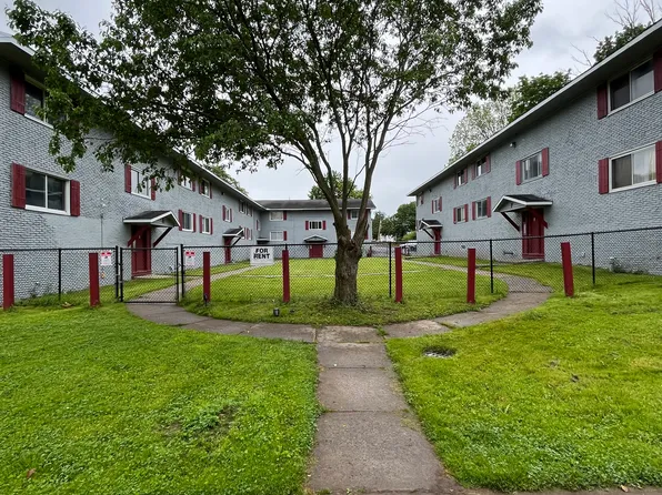 Garden Apartments, 1427 Oneida St #B4, Utica, NY 13501