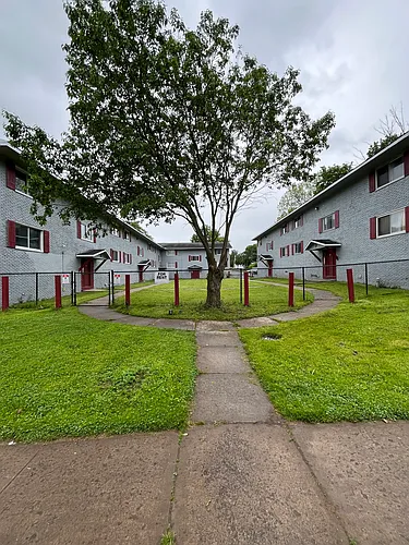 Garden Apartments Photo 1