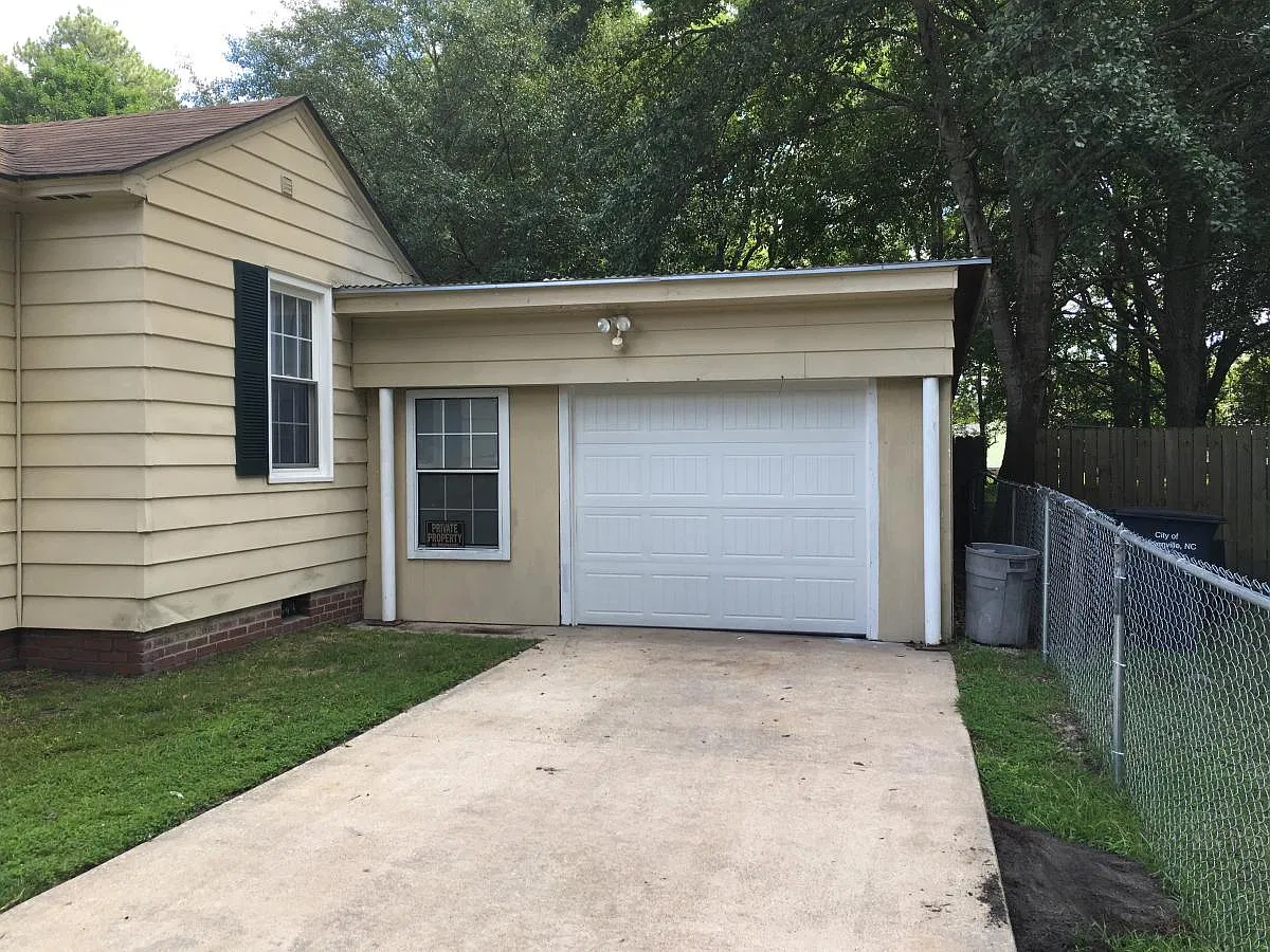 3 bed, 1552 sqft, $1,500 — Photo 2