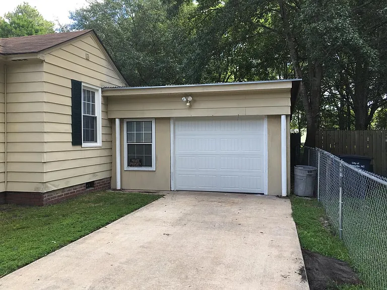 118 E Bayshore Blvd — Photo 2