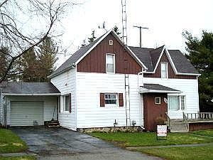 1st image of 8485 4th St