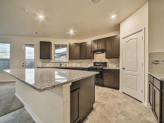 4th image of 13115 Mills Creek Meadow Dr
