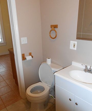 5th image of 1337 S Fairfield Ave #3