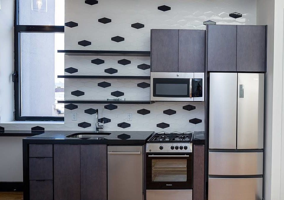 1st image of 277 Irving Ave #401