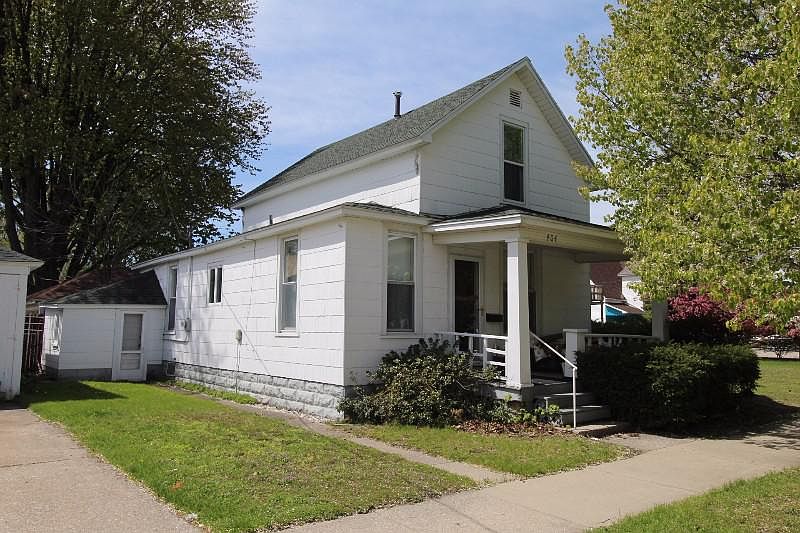 1st image of 404 E Jane St