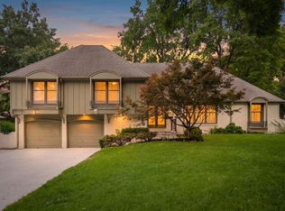 301 W 116th St, Kansas City, MO 64114