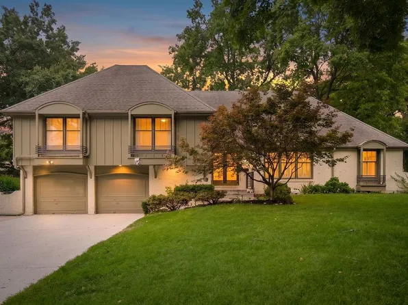 301 W 116th St, Kansas City, MO 64114