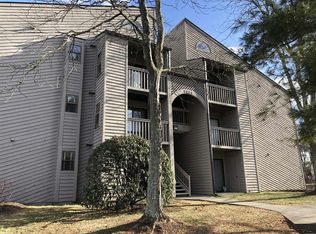 1402 University City Blvd UNIT 102, Blacksburg, VA 24060