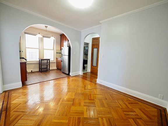 5th image of 34-31 43rd St #1CC
