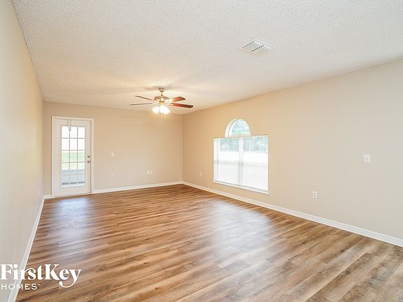 3rd image of 4115 Moonrise Ct
