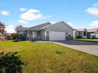 1665 Eagle Ridge St NE, Owatonna, MN 55060