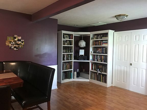 5th image of 1412 N Stockport Dr