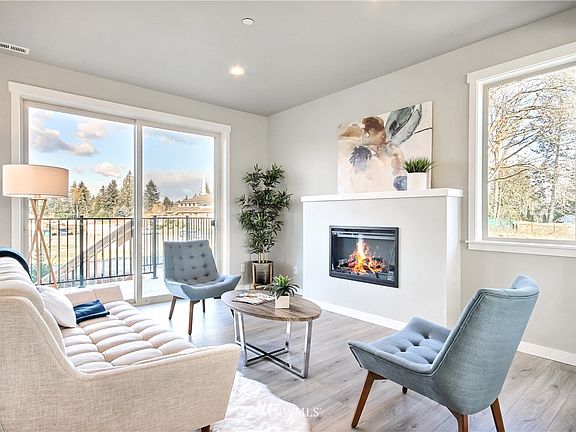 3rd image of 1037 105th Avenue Ct E #56