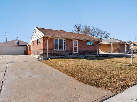 2nd image of 1260 Mariposa Drive