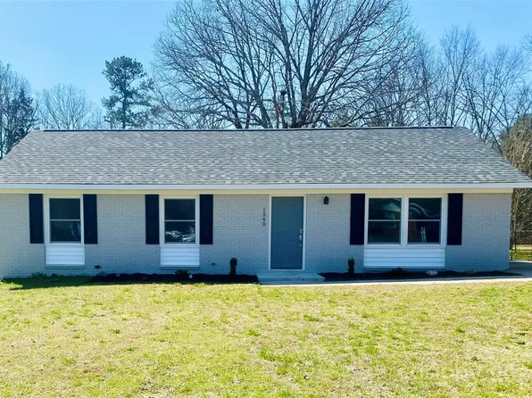 1240 Glenarden Dr, Rock Hill, SC 29730