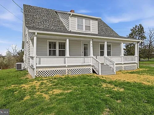 155 Royal Ave Photo 1