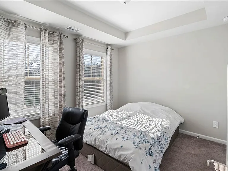 1302 Harris Way — Photo 21