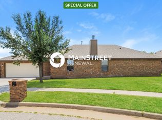 11418 NW 9th Ter, Yukon, OK 73099
