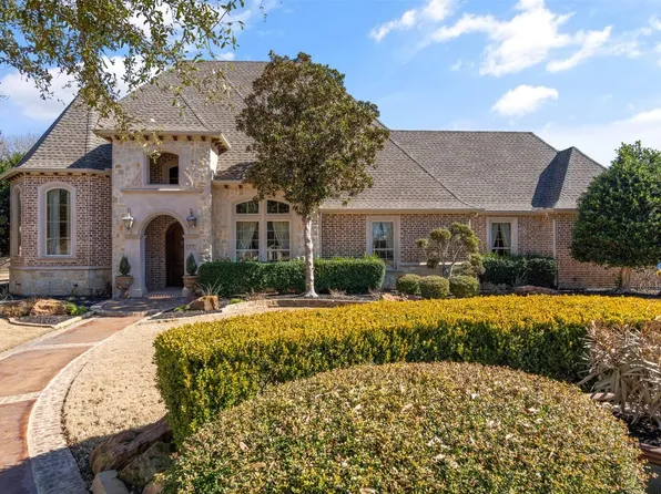 105 Mulligan Ct, Waxahachie, TX 75165