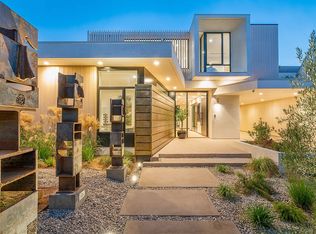 9018 Dorrington Ave, West Hollywood, CA 90048