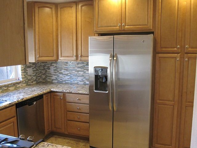 1st image of 3131 Creekside Dr