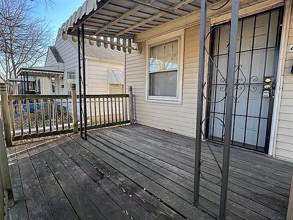 3rd image of 4505 E 21st St