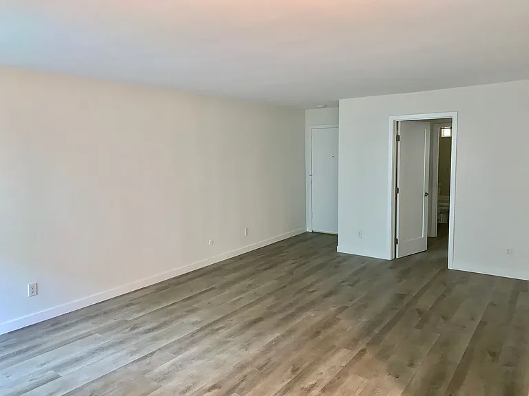 Luxury Living At An Affordable Price — Photo 11