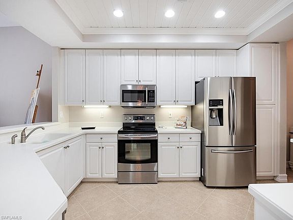 5th image of 1865 Les Chateaux BLVD #6-203