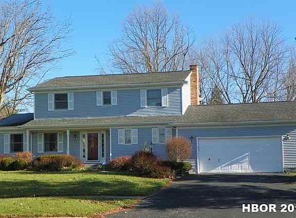 2nd image of 2406 Foxbury Ln