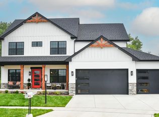 8266 W 88th Ave, Saint John, IN 46373