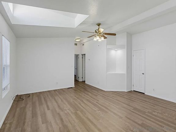 3rd image of 1440 S Orange Ave Space 43