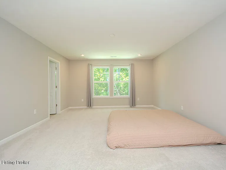 17801 Bridle Run Dr — Photo 32